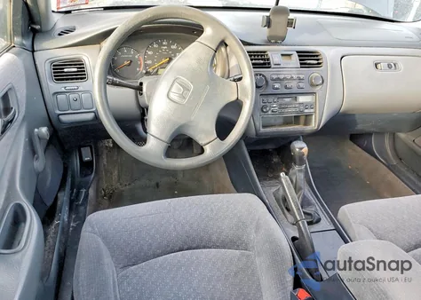 2001 Honda Accord Dx z USA, uszkodzony, nr VIN 1HGCF85441A075044